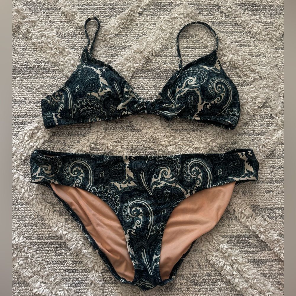 J Crew Two-Piece Bikini Swimsuit in Ratti Midnight Paisley | Sz L - Picture 5 of 9